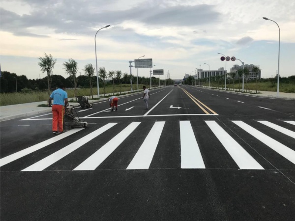 天台夜间道路划线施工噪音太大扰民怎么办,这事儿到底该怎么破?