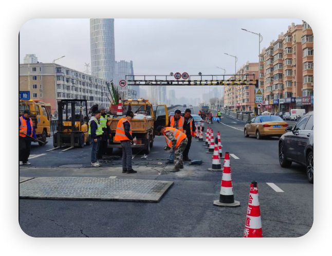 天台道路维修施工队:城市建设的守护者